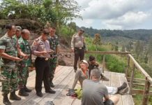 Berencana Daki Gunung Sinabung, Tiga WNA Rusia Diamankan Polisi Berencana Daki Gunung Sinabung, Tiga WNA Rusia Diamankan Polisi