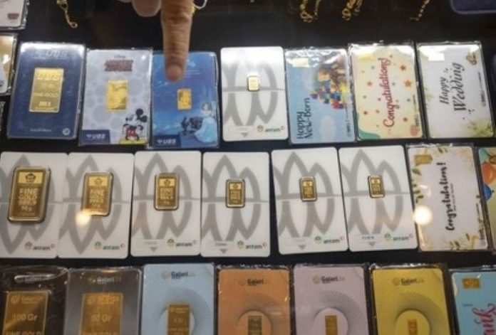 Harga Emas Batangan Pegadaian Turun Rp 5.000, Antam Turun Rp 3.000