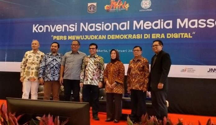 Mendiskusikan Masa Depan Media- Sorotan dari Konvensi Nasional Media Massa Mendiskusikan Masa Depan Media: Sorotan dari Konvensi Nasional Media Massa