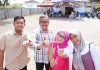 Sekda Jefridin dan Keluarga Nyoblos di TPS 14 Patam Lestasi Sekupang Sekretaris Daerah Kota Batam, Jefridin