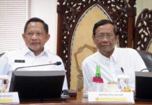 Presiden Jokowi Tunjuk Tito Plt MenkoPolhukam dan 4 Staf Ahli Mahfud Ikut Mundur Tito Karnavian Menkopolhukam