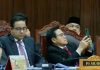 Viral, Ketika Cak Imin Ditegur Karena Pakai HP Saat Sidang Pilpres di MK Cak Imin Main HP di Tegur MK