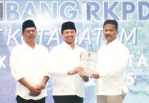Ketua DPRD Kota Batam Nuryanto Sampaikan 9 Catatan Penting dalam Musrenbang Kota Ketua DPRD Kota Batam Nuryanto Sampaikan 9 Catatan Penting dalam Musrenbang Kota