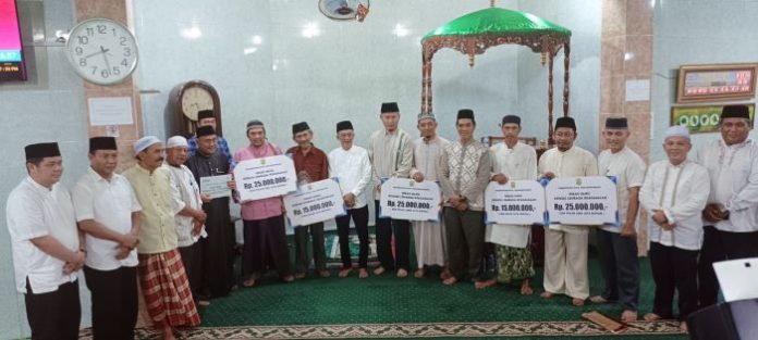 Malam Ketiga Safari Ramadhan, Hasan Pastikan Pembangunan Terus Berjalan