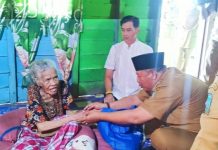 Medco dan Pemkab Salurkan Paket Sembako untuk Warga Anambas dan Natuna Medco dan Pemkab Salurkan Paket Sembako untuk Warga Anambas dan Natuna