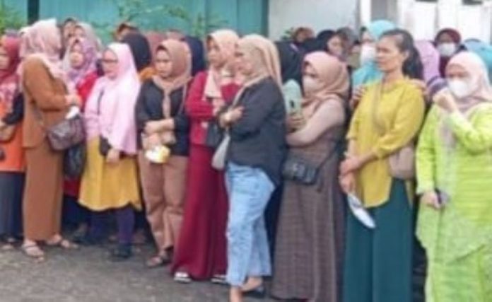 Pekerja PT Swakarya Indah Busana