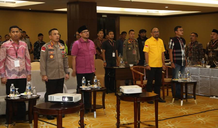 Pleno Rekapitulasi Suara KPU Kota Batam