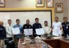 Lagi, SKK Migas dan KKKS Bantu Pemasangan Listrik Wilayah Terpencil di Anambas SKK Migas dan KKKS Bantu Pemasangan Listrik Wilayah Terpencil di Anambas