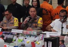 Skandal Kecurangan SPBU Terungkap: 4 SPBU di Jakarta, Depok, dan Tangerang Palsukan Pertamax Skandal Kecurangan SPBU Terungkap: 4 SPBU di Jakarta, Depok, dan Tangerang Palsukan Pertamax