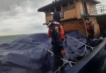 Tim Patroli Laut Bea Cukai Gagalkan Penyelundupan Baju dan Sepatu Bekas di Perairan Batam Tim Patroli Laut Bea Cukai Gagalkan Penyelundupan Baju dan Sepatu Bekas