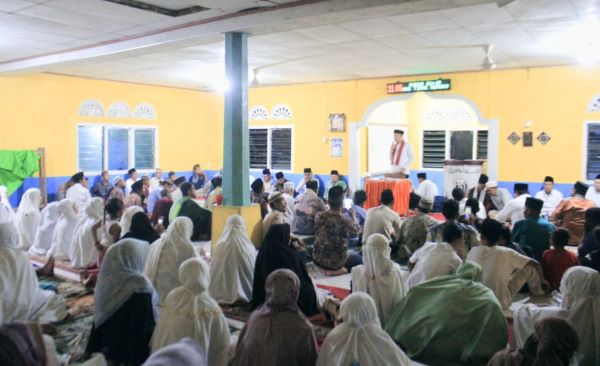 Tim Safari Ramadhan Bupati Pasaman: Bermandi Lumpur dan Keringat di Marapan