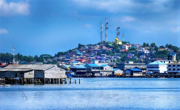 cuaca-tanjungpinang-jumat-28-juli-berawan Prakiraan Cuaca Kepulauan Riau: Dominasi Cuaca Berawan dan Suhu Maksimum 34°C