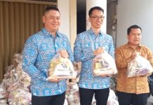 APINDO Kepri Berbagi 1.000 Paket Sembako untuk Pekerja Sektor Jasa Angkut APINDO Kepri Berbagi 1.000 Paket Sembako untuk Pekerja Sektor Jasa Angkut