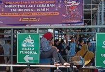 Suasana Mudik Lebaran 2024 di Pelabuhan Telaga Punggur Tujuan Jambi dan Riau Mudik di Pelabuhan Roro Telaga Punggur Batam