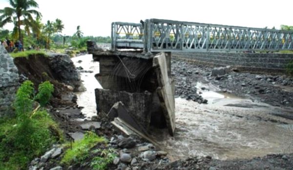 Tragedi Banjir dan Longsor di Gunung Semeru- Tiga Warga Lumajang Tewas Tragedi Banjir dan Longsor di Gunung Semeru: Tiga Warga Lumajang Tewas
