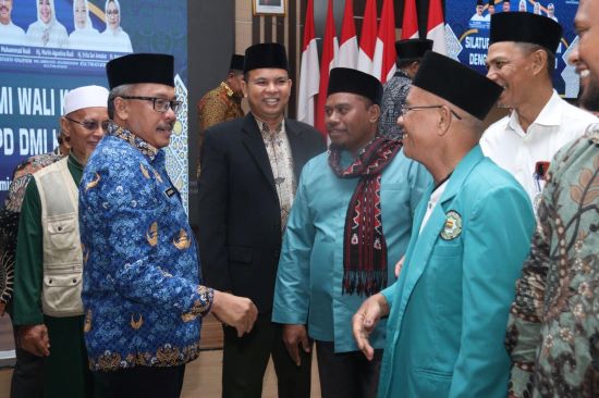jefridin buka musda dmibatam Sekda Jefridin Buka Musda DMI Kota Batam: Membangun Sinergi untuk Kemajuan Masjid di Batam