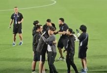 Gestur Emosional Shin Tae-yong saat Mendekati Timnas Korea Selatan: Begini Komentar Netizen Gestur Emosional Shin Tae-yong saat Mendekati Timnas Korea Selatan: Begini Komentar Netizen