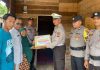 Jumat Berkah, Polres Kepulauan Anambas Bagikan Paket Sembako Jumat Berkah, Polres Kepulauan Anambas Bagikan Paket Sembako
