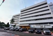 KPK Geledah Gedung Sekretariat Jenderal DPR Terkait Kasus Dugaan Korupsi KPK Geledah Gedung Sekretariat Jenderal DPR Terkait Kasus Dugaan Korupsi