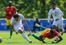 Lagi-lagi Wasit Mengalahkan Timnas Indonesia U-23: Gagal ke Olimpiade Paris Lagi-lagi Wasit Mengalahkan Timnas Indonesia U-23: Gagal ke Olimpiade Paris
