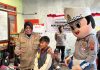 Polri dan Polda Sumbar Berikan Trauma Healing dan Bantuan kepada Korban Banjir Lahar Dingin Polri dan Polda Sumbar Berikan Trauma Healing dan Bantuan kepada Korban Banjir Lahar Dingin