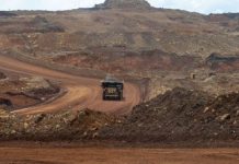 Presiden Jokowi Bagi-bagi Izin Tambang ke Ormas Keagamaan: Langkah Baru untuk Kesejahteraan Masyarakat Presiden Jokowi Bagi-bagi Izin Tambang ke Ormas Keagamaan: Langkah Baru untuk Kesejahteraan Masyarakat