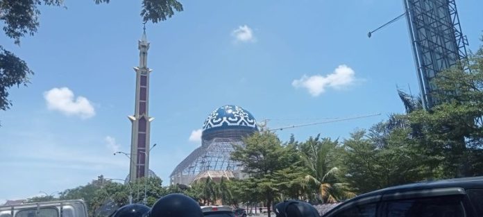 Cuaca Batam Hari Ini, Senin, 10 Juni: Cerah Berawan dengan Hujan Ringan Siang Hari