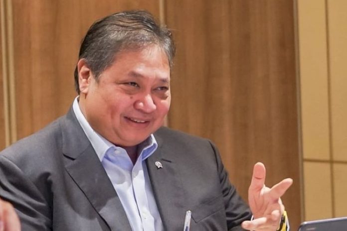 Airlangga Hartarto- Batam Potensial Jadi Hub Industri Digital, Investasi Data Center Capai US$3 Miliar Airlangga Hartarto: Batam Potensial Jadi Hub Industri Digital, Investasi Data Center Capai US$3 Miliar