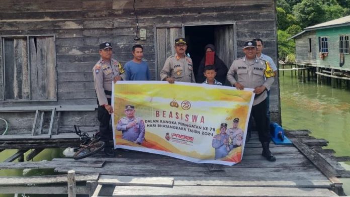 Jelang Hari Bhayangkara, Polres Kepulauan Anambas Bagikan Bantuan Beasiswa