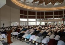 Sholat Idul Adha 1445 H di Masjid Tanjak Dipadati Masyarakat Batam Sholat Idul Adha 1445 H di Masjid Tanjak Dipadati Masyarakat Batam