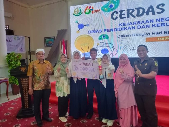 Dalam rangka memperingati Hari Bakti Adhyaksa ke-64, SMPN 2 Bunguran Timur berhasil meraih prestasi Dalam rangka memperingati Hari Bakti Adhyaksa ke-64, SMPN 2 Bunguran Timur berhasil meraih prestasi