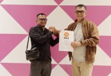 PKS Natuna All Out Dukung WS RH di Pilkada 2024 Wan Siswandi menerima rekomendasi DPP PKS dari Sekretaris Pengurus DPP PKS BPW Sumbagut Dr. Irfan Aulia