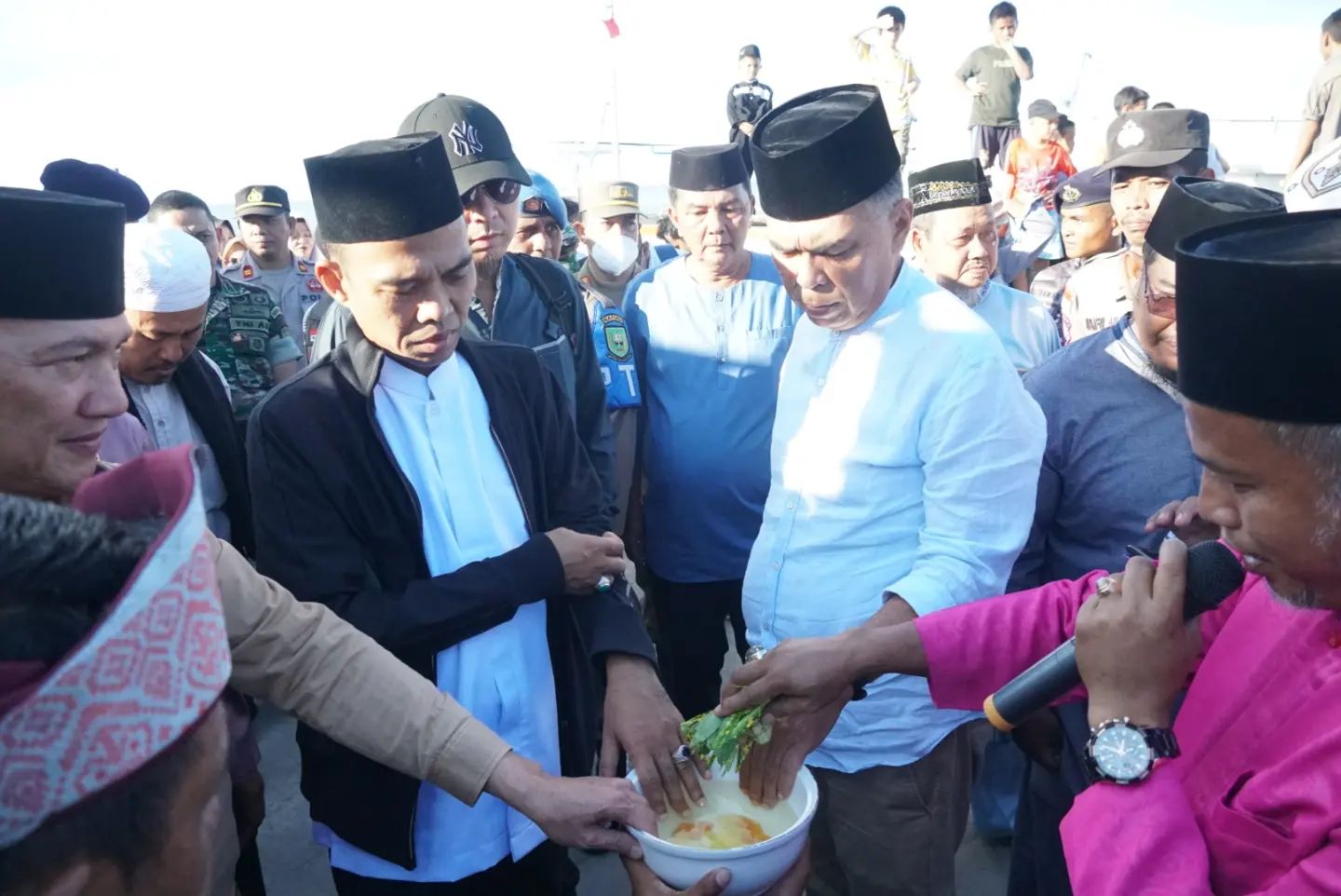 Ustaz Prof. H. Abdul Somad Batubara kecamatan Midai