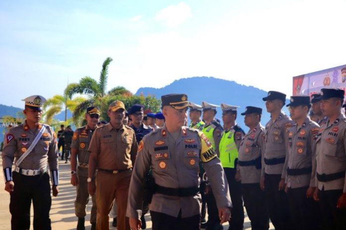 Polres Kepulauan Anambas Gelar Apel Operasi Patuh Seligi 2024 Polres Kepulauan Anambas Gelar Apel Operasi Patuh Seligi 2024