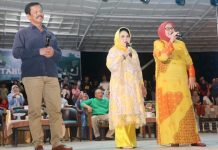 Hibur Masyarakat Batam, Rudi-Marlin Ikut Bernostalgia bersama Hetty Koes Endang Rudi-Marlin Ikut Bernostalgia bersama Hetty Koes Endang