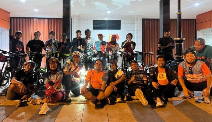 Sepeda dan Melodi di Kantor Pos Indonesia "Melody on Our Wheels" Sepeda dan Melodi, Cara Menikmati Malam di Kota Batam