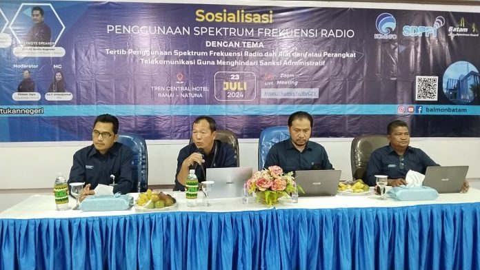 Sosialisasi Penggunaan Spektrum Frekuensi Radio dan Alat Telekomunikasi dan/atau Perangkat Telekomunikasi bertempat di Natuna, Selasa (23/7/2024). Sosialisasi Penggunaan Spektrum Frekuensi Radio dan Alat Telekomunikasi dan/atau Perangkat Telekomunikasi bertempat di Natuna, Selasa (23/7/2024).