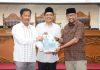 Wali Kota Batam Sampaikan Rancangan Perubahan APBD dan P-KUA PPAS 2024 di DPRD Wali Kota Batam Sampaikan Rancangan Perubahan APBD dan P-KUA PPAS 2024 di DPRD