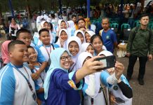 Peringatan Hari Anak Nasional 2024 di Batam: Marlin Agustina Ajak Semua Pihak Peduli Hak Anak Peringatan Hari Anak Nasional 2024 di Batam: Marlin Agustina Ajak Semua Pihak Peduli Hak Anak