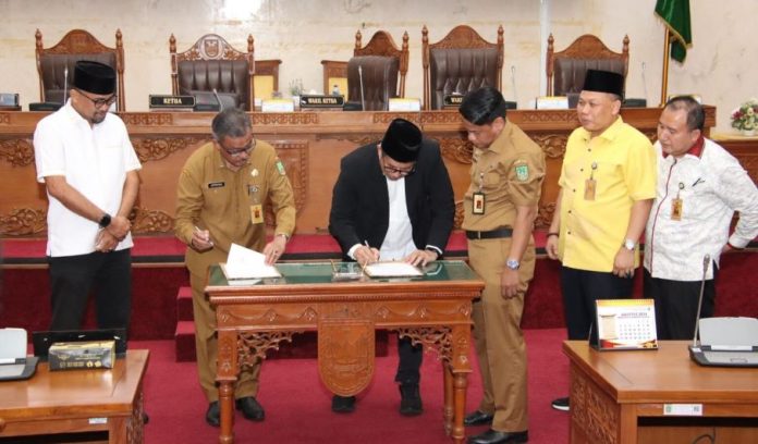 DPRD Sahkan Perda RPJPD Kota Batam Tahun 2025 DPRD Sahkan Perda RPJPD Kota Batam Tahun 2025-2045