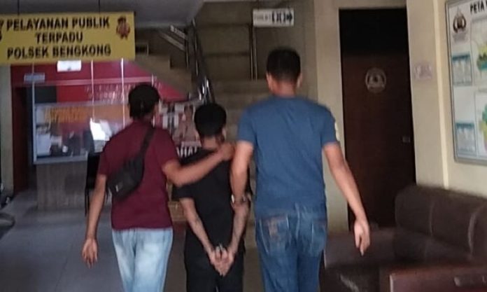 Dalih Cari Teman, Pemuda Sagulung Rampas HP Warga di Bengkong