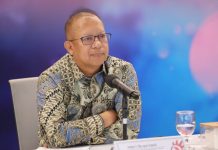 Telkom Optimis Kinerja 2024 Tetap Terjaga Melalui strategi Five Bold Moves Direktur Keuangan dan Manajemen Risiko Telkom Heri Supriadi