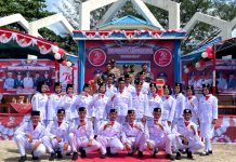 Semangat Kemerdekaan Ujung Utara NKRI, Warga Serasan Rayakan HUT RI ke-79 Pasukan pengiring bendera kecamatan Serasan