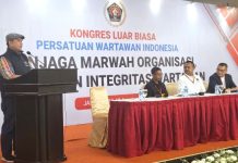 KLB PWI: Zulmansyah Sekedang Jadi Ketua Umum PWI Periode 2023-2028, Sasongko Tedjo Pimpin DK PWI KLB PWI: Zulmansyah Sekedang Jadi Ketua Umum PWI Periode 2023-2028, Sasongko Tedjo Pimpin DK PWI