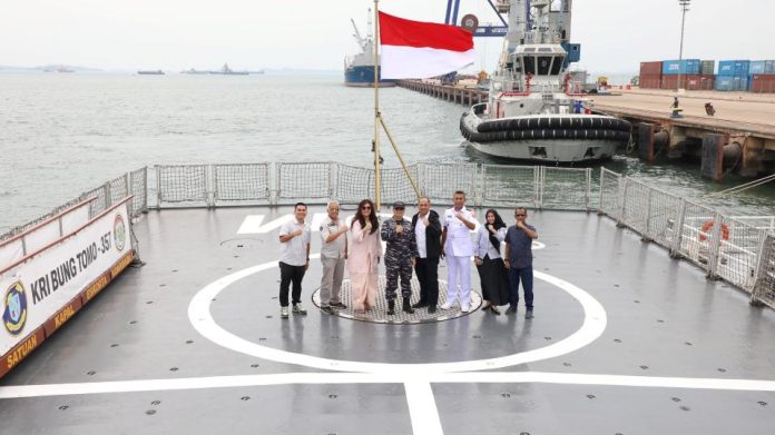 KRI Bung Tomo 357 Singgah