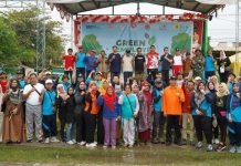 Program Green Employee Involvement PLN Batam Gelar Aksi Bersih Sungai Bersama Warga Program Green Employee Involvement PLN Batam Gelar Aksi Bersih Sungai Bersama Warga