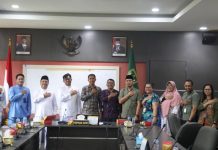 Sekretaris DPRD Batam dan KPU Batam Koordinasi Persiapan Pelantikan Anggota Dewan Terpilih Sekwan dan Ketua KPU Batam 2024
