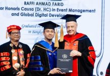 Senyum DR H.C Raffi Ahmad Setelah Perolehan Gelar Doktor dari Kampus Thailand Dr Hc Raffi Ahmad dari Thailand