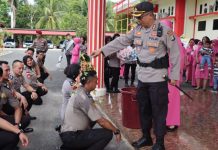 Kapolres Natuna Pimpin Upacara Kenaikan Pangkat 24 Personel