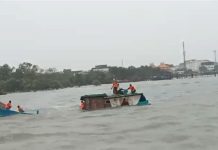 Diduga Cuaca Buruk, Kapal Kargo Muatan Sembako Karam di Perairan Karimun